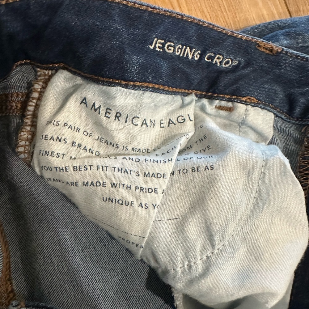 American Eagle Outfitters Ripped Blue Skinny Jeans - Picture 4 of 9
